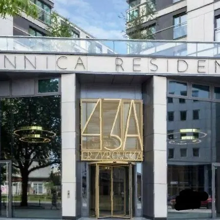 Klimatyzowane Mennica アパート ワルシャワ